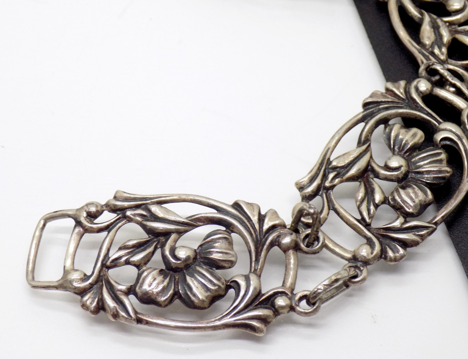 Danecraft 925 Sterling Silver Floral Flower Repousse Filigree Bracelet