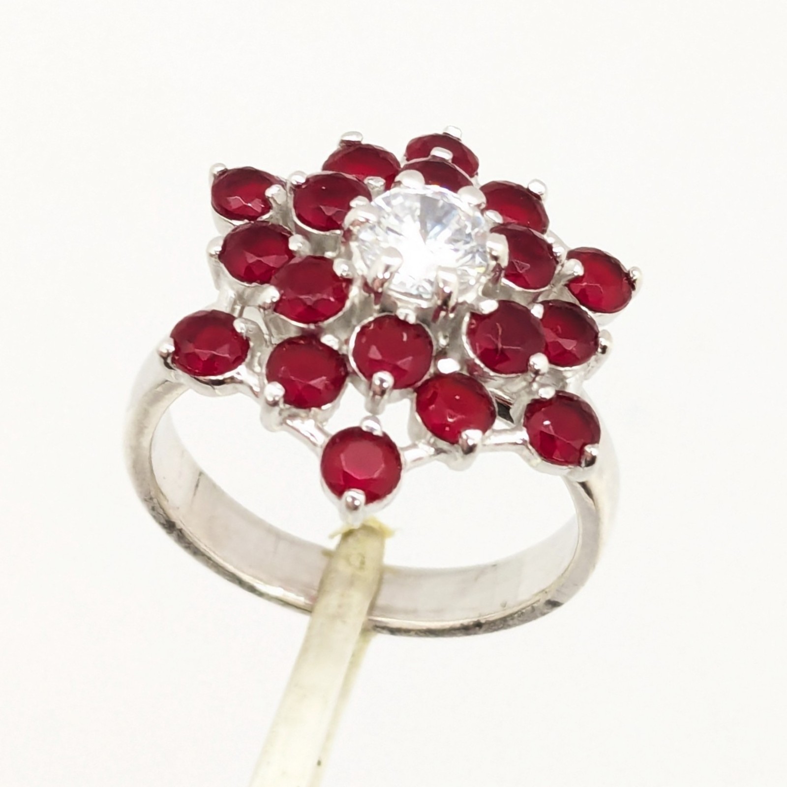 Vintage Luxury RING Sterling Silver 925 with Bright Stones -size: 7.5 (18mm) #68