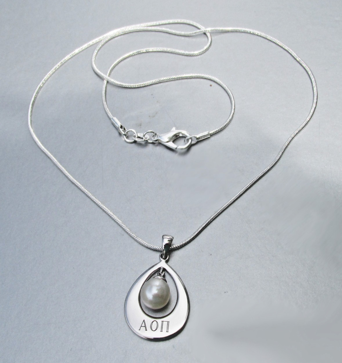 Vintage Sterling Silver Cultured Pearl Marked AON Teardrop Pendant 18″ Necklace