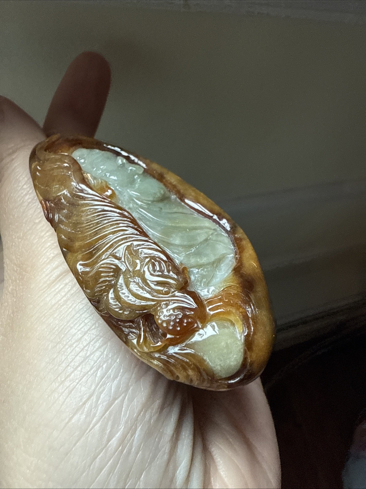 Grade A Untreated Burma Jadeite 純天然翡翠A貨老坑冰巧雕 Tiger & Buddha 種水極好 Certified