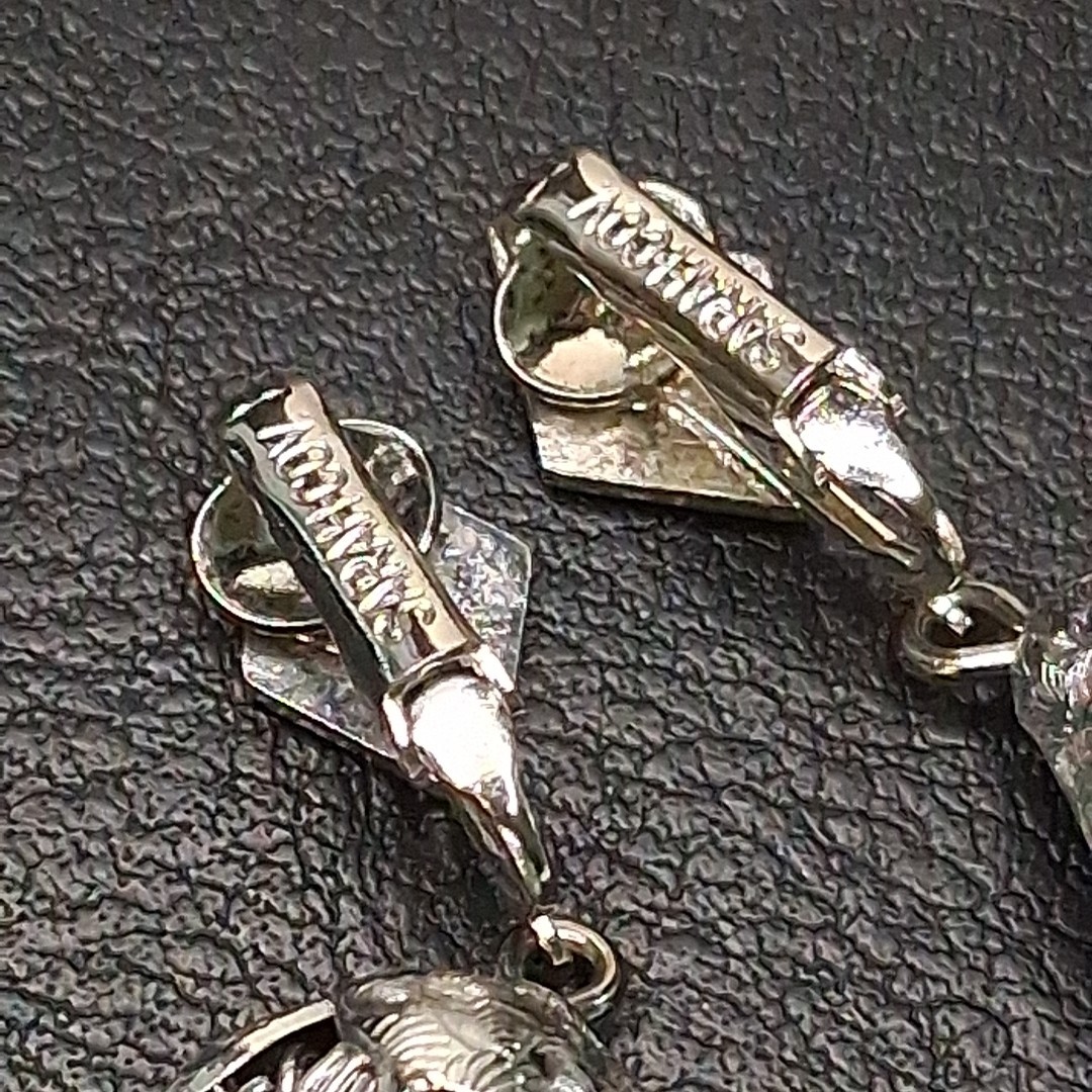 Vintage SARAH COVENTRY Multiple Chain Necklace & Clip On Earrings. 17.100