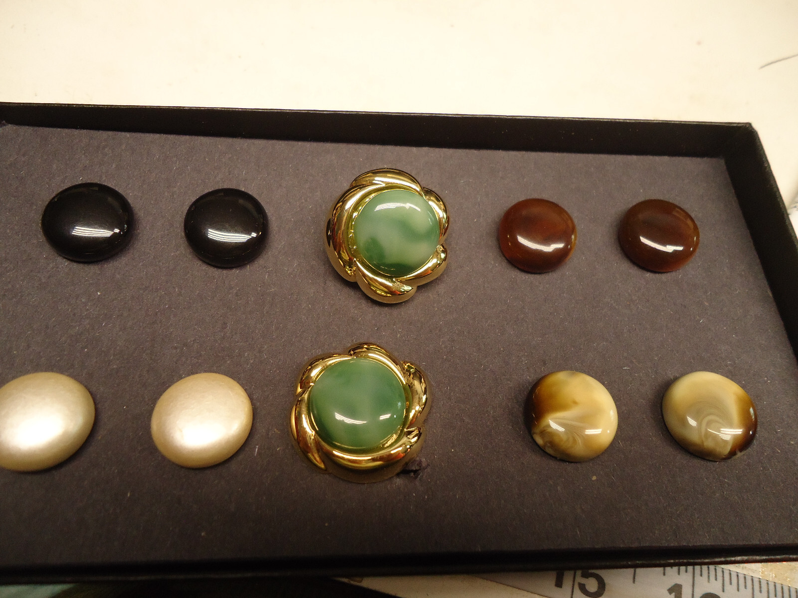 Verducci vtg nos gold tone changeable Pierced earrings