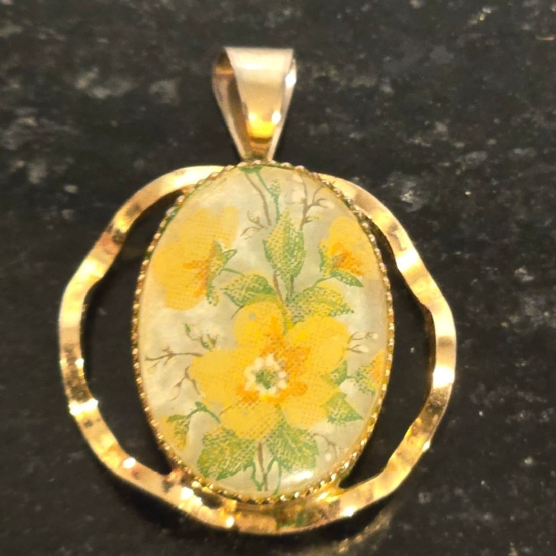 Vintage Flower Pendant Domed Cabochon Gold Tone Mid Century yellow floral art