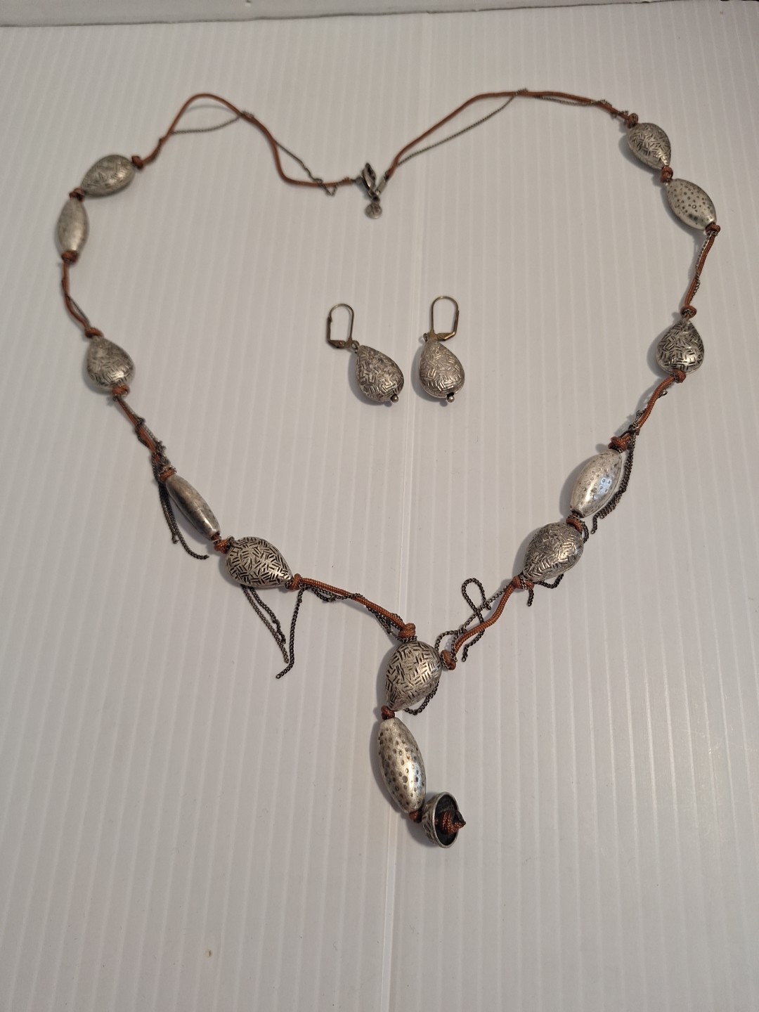 Vtg Xc by Liz Claiborne Y Necklace Earrings Set Silvertone (No Tassel) Pewter?
