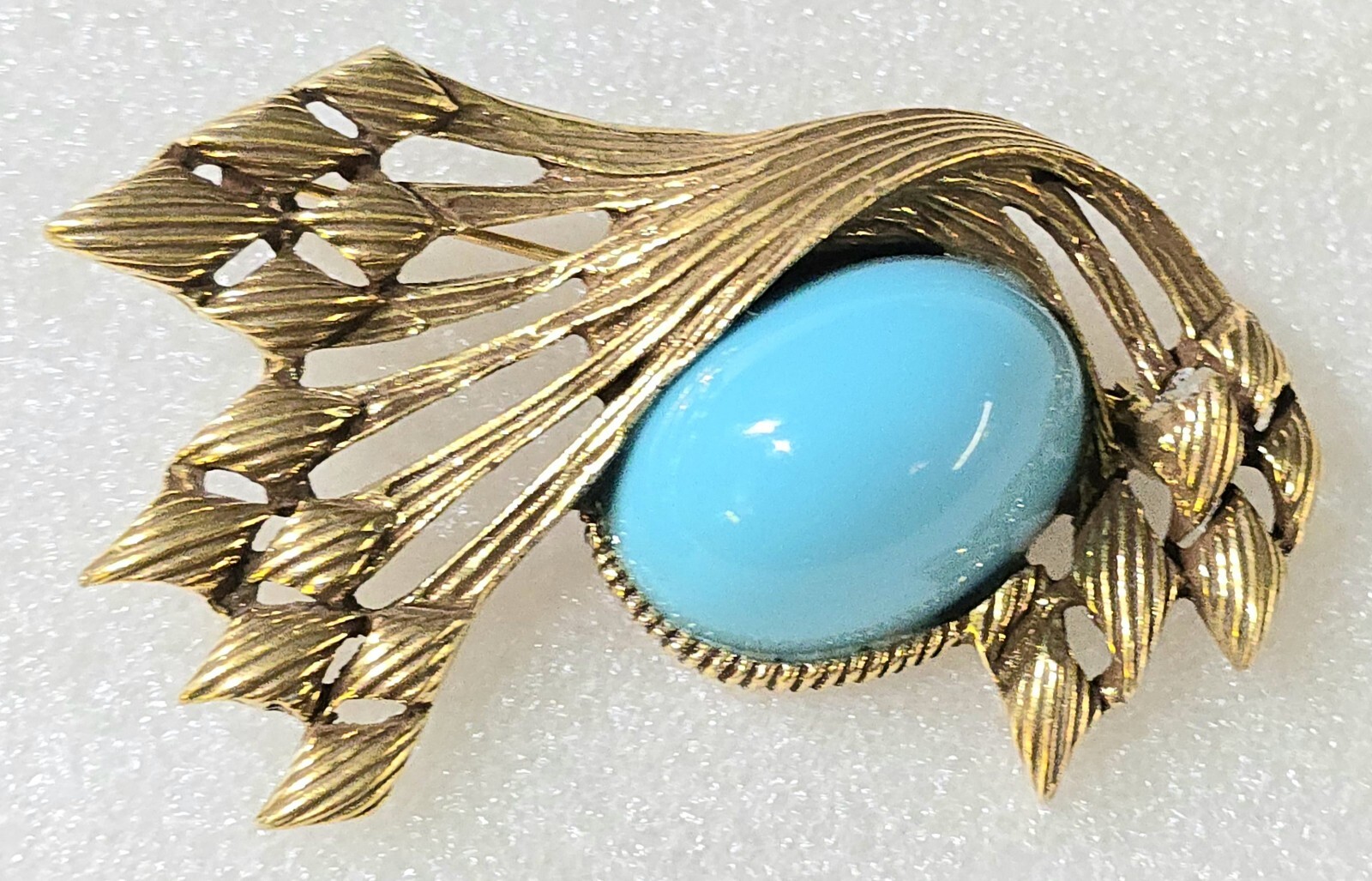Vintage Turquoise Blue Egg Shaped Cabochon Retro Overhang Design Brooch