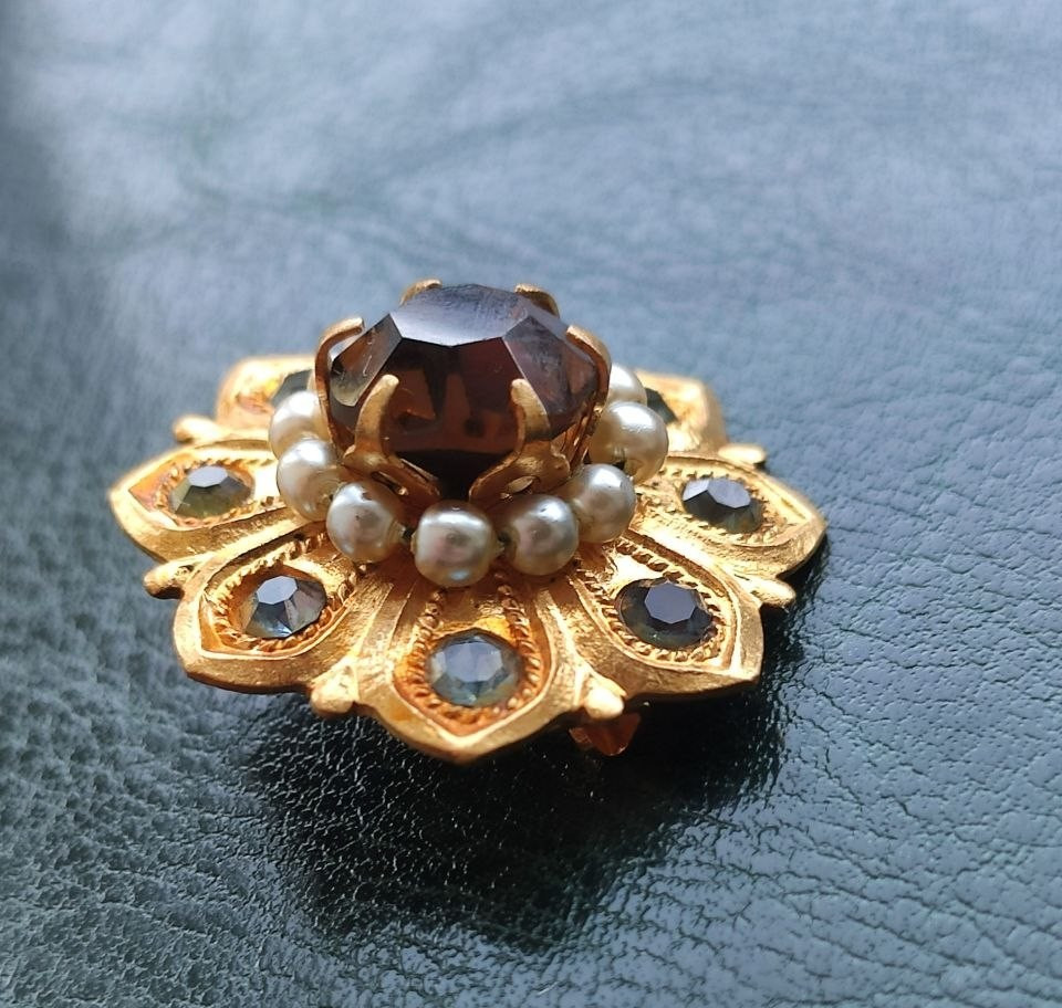 Vintage Brass Flower Brooch | Smoky Crystal & Pearl Pin | Excellent Condition