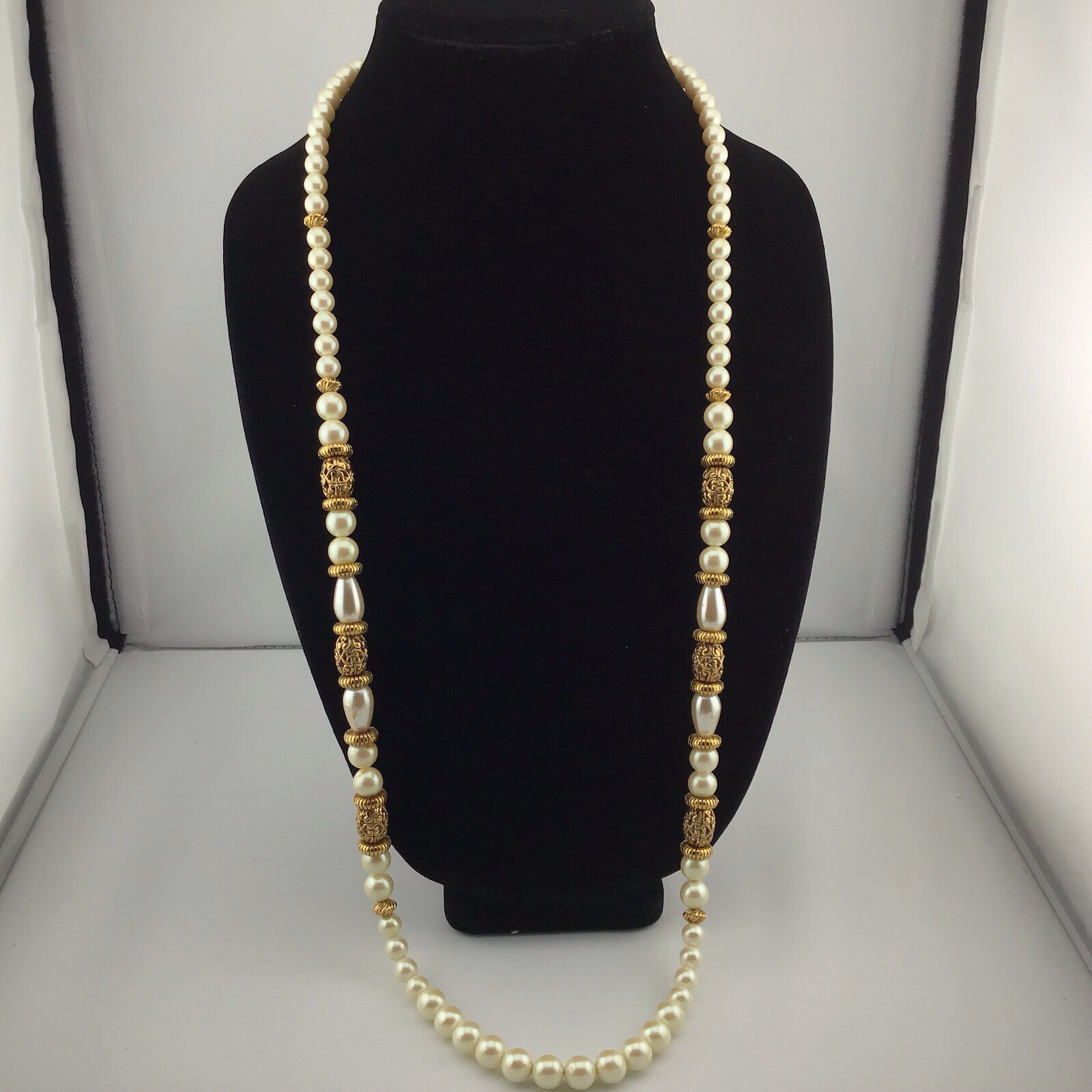 Vtg Necklace 1928 Brand Cultura Glass Faux Pearls 35” Weighs 2.9oz Opera Length
