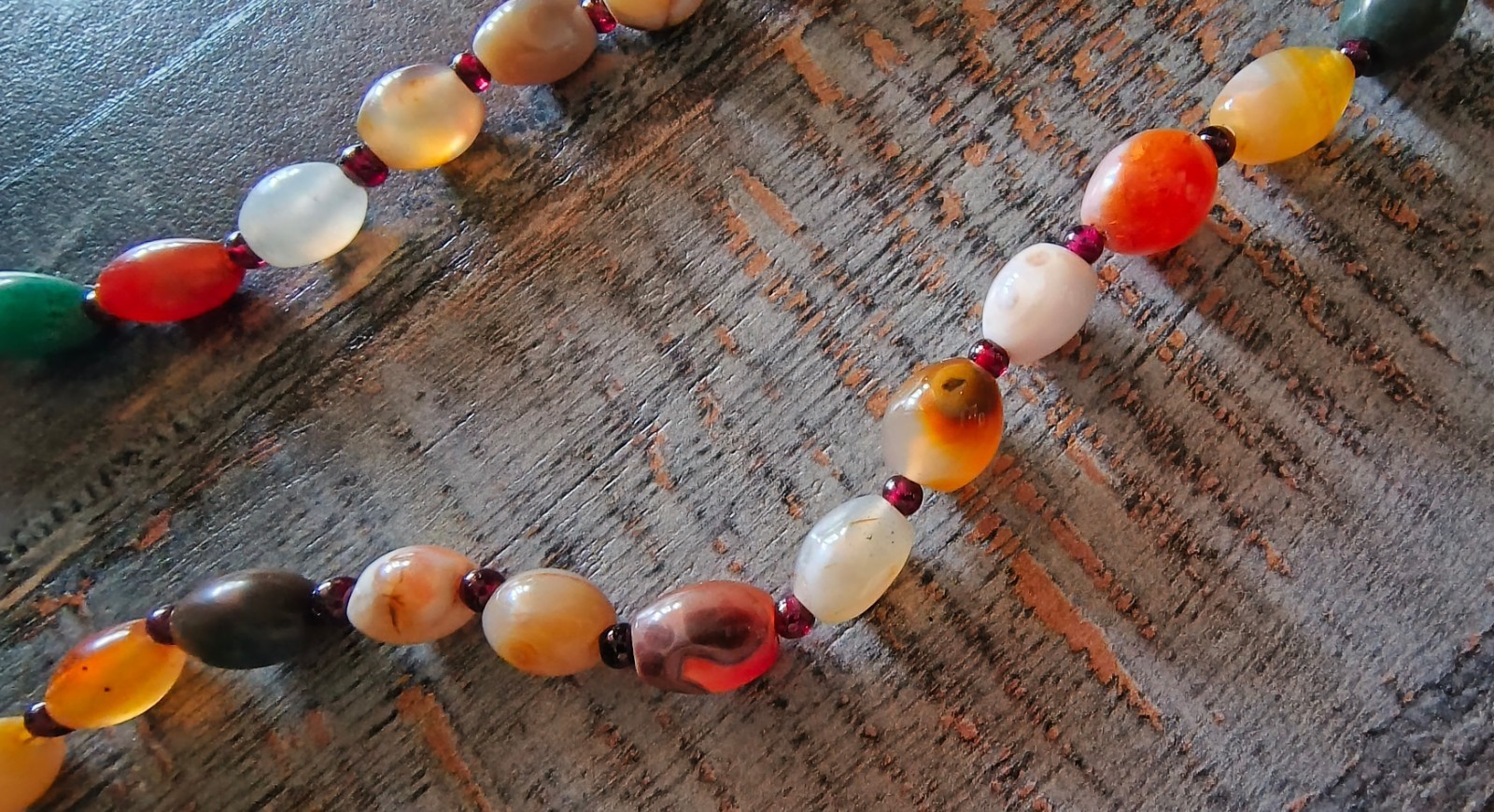 Vintage Chinese Moss Agate gemstone necklace, graduated polished beads, rare