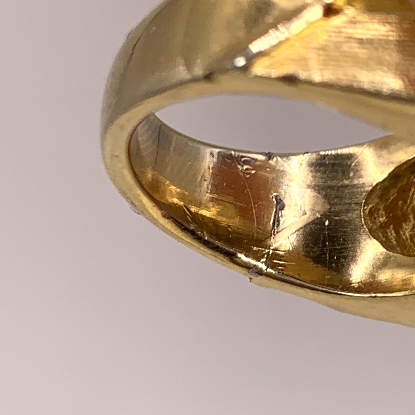POLCINI Ring Vintage Enamel Heart Cocktail Costume Brushed Metal Gold Tone