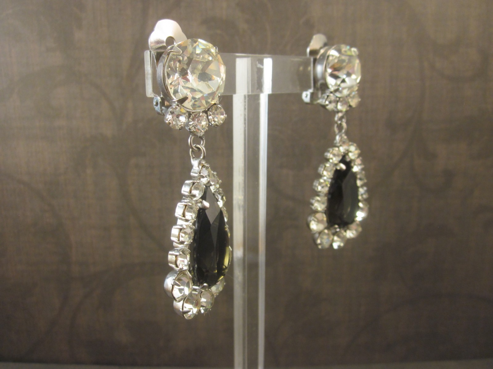 VTG Signed Schreiner New York Dangle Clip-On Earrings-Gray/Black & Clear Stones