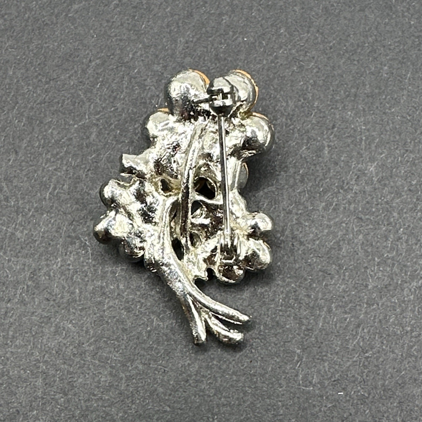Flowers Clear Rhinestone Brooch Pin J44J