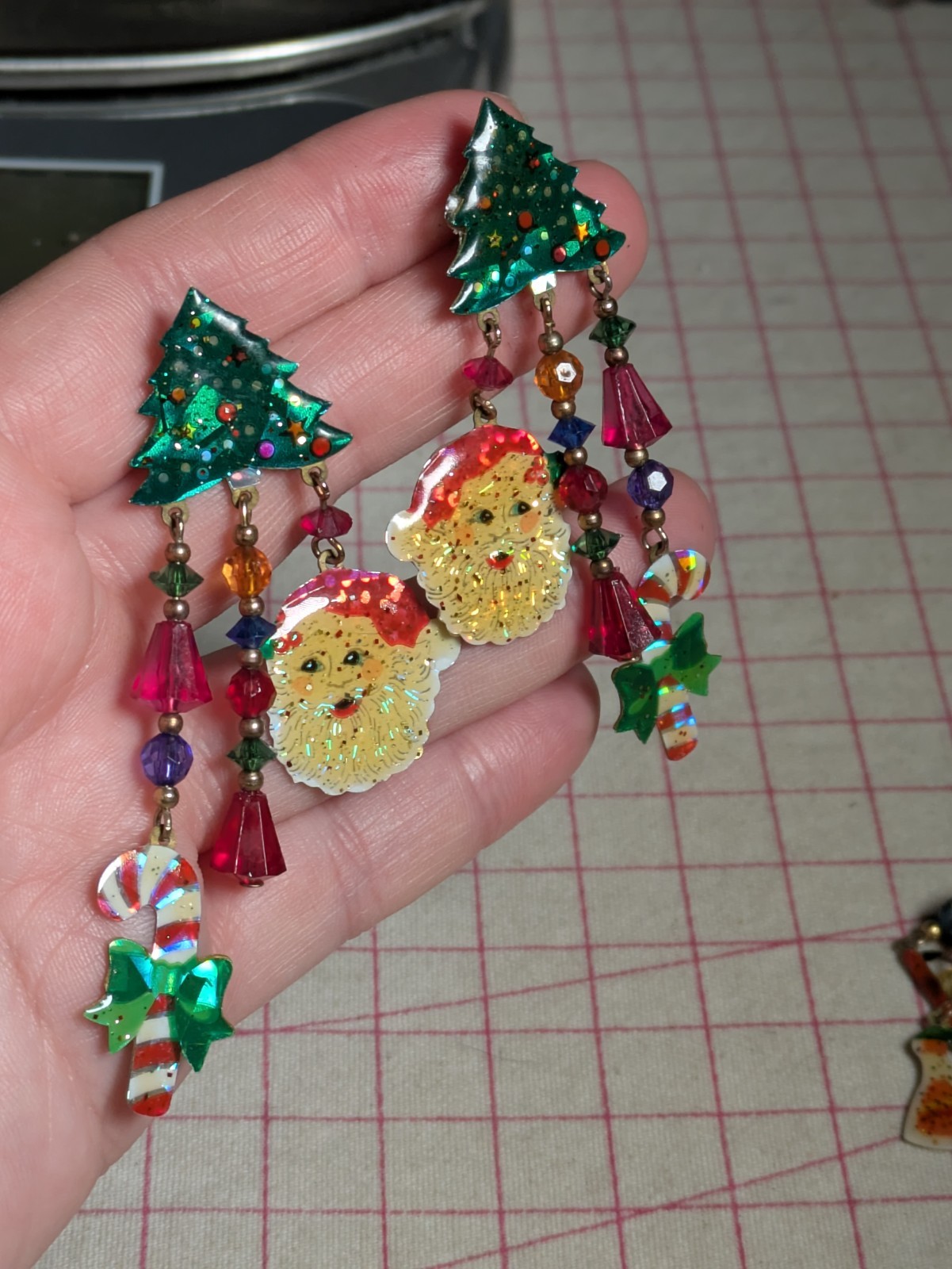Vtg 80s (2) Watta KCFA Laundry Christmas Santa Earrings Lunch At The Ritz -like