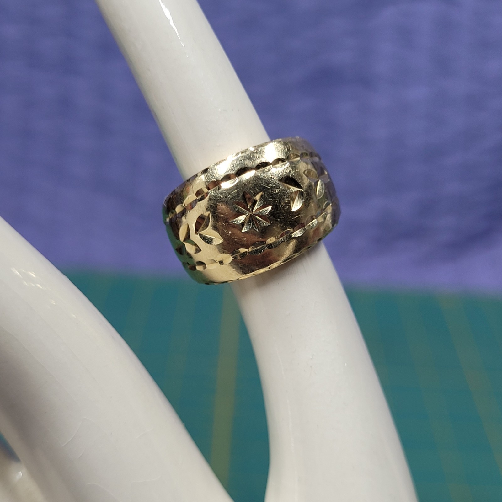 VTG 14k Solid Yellow Gold Star MCM Pattern Cut Wide Band Ring 5.9g Size 5.5