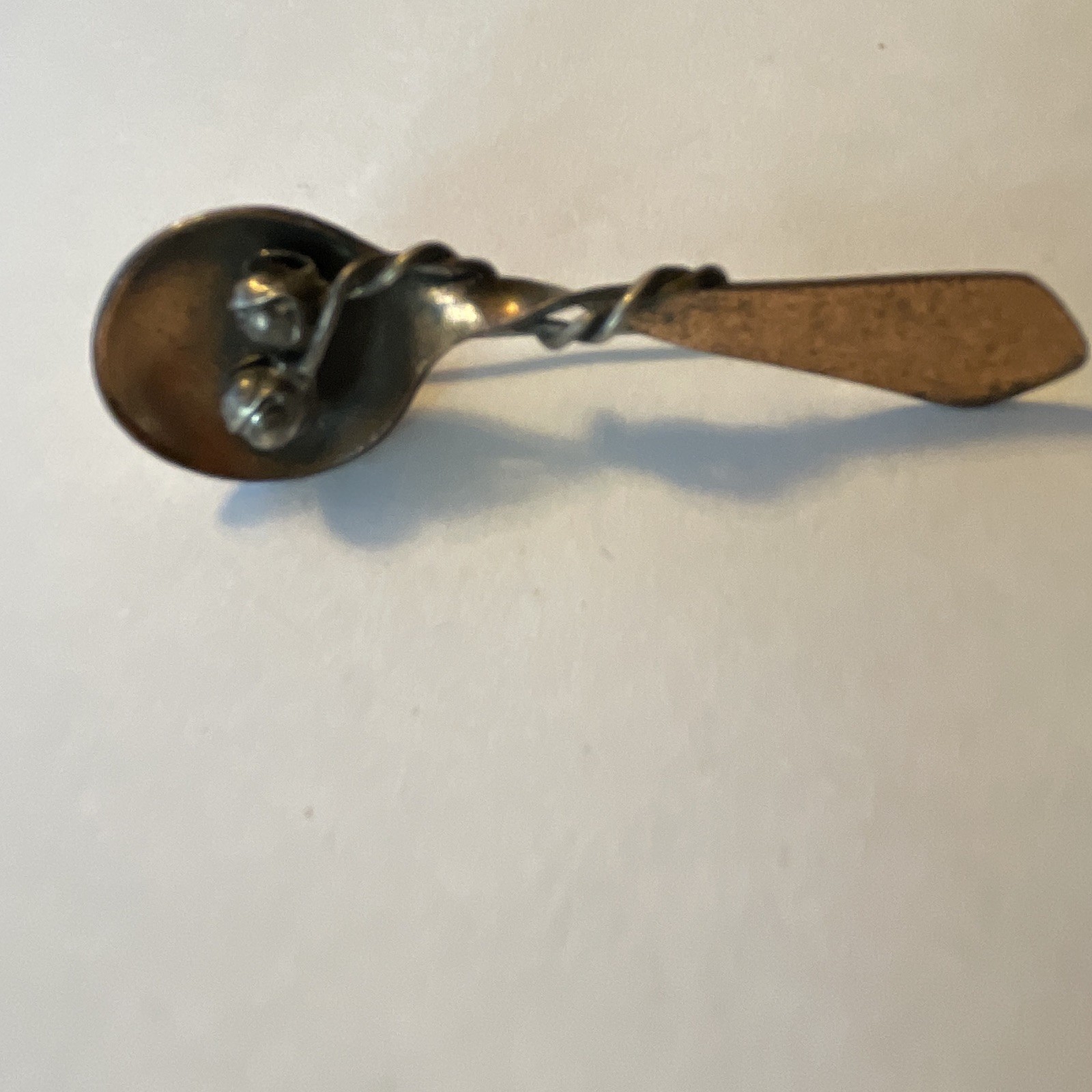 Vintage Spoon-Shaped Stick Pin Brooch Copper Tone Metal Unisex Adults