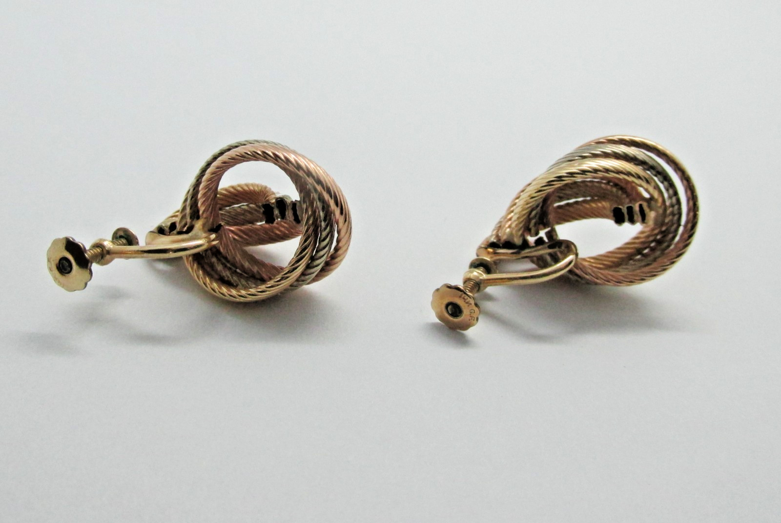 14K Gold Filled Tri Tone Knot Screw Back Earrings Classic Style 1″ -5.8 Grams