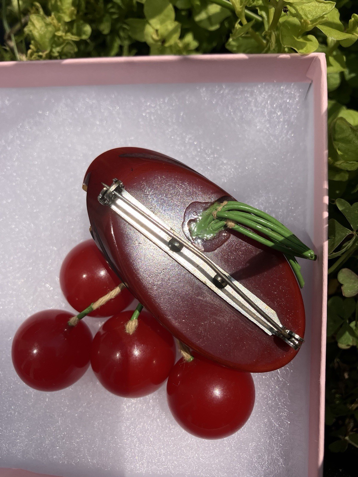 AMAZING 1940’s Antique RED BAKELITE CHERRIES Fruit Brooch Pin 100% tested