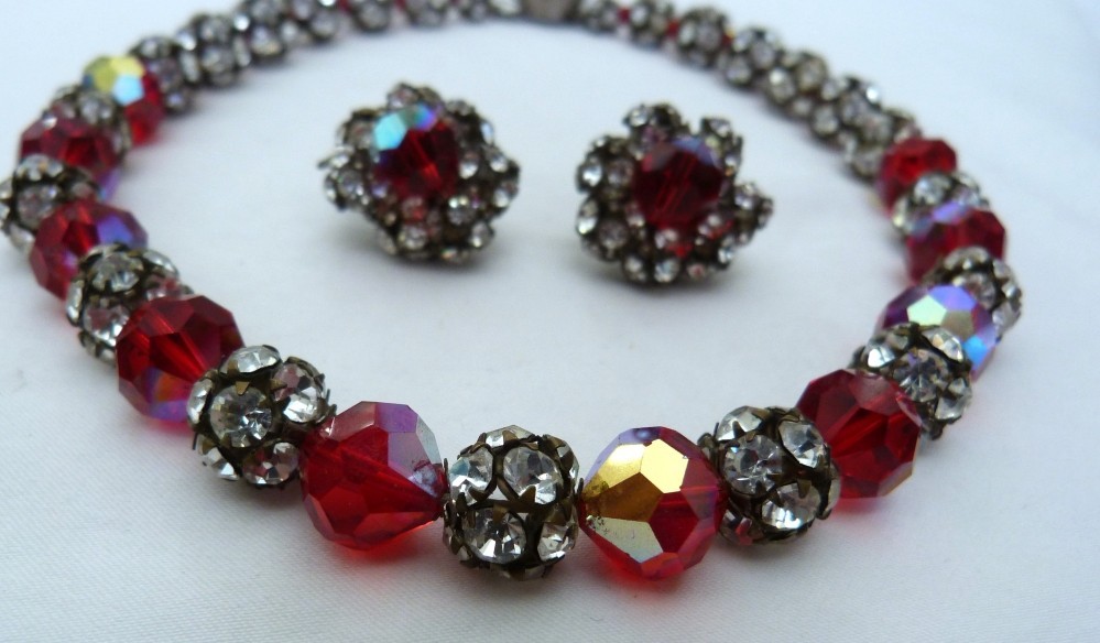 VINTAGE DALSHEIM RHINESTONE SPHERES RED CRYSTAL AB BEADS NECKLACE EARRINGS SET