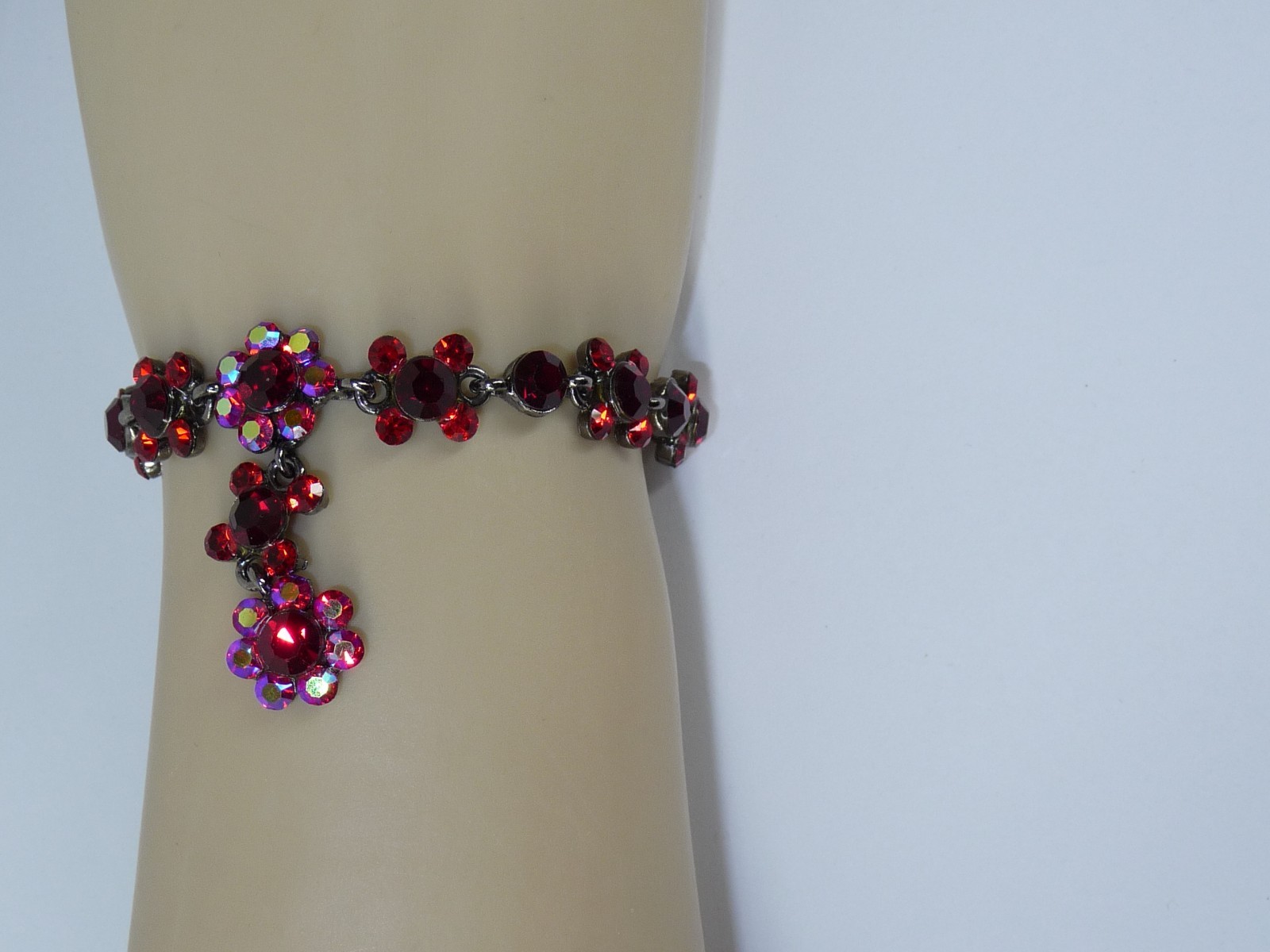 SNK Signed Bracelet Red Crystal Rhinestones 8.5 inches USA Seller