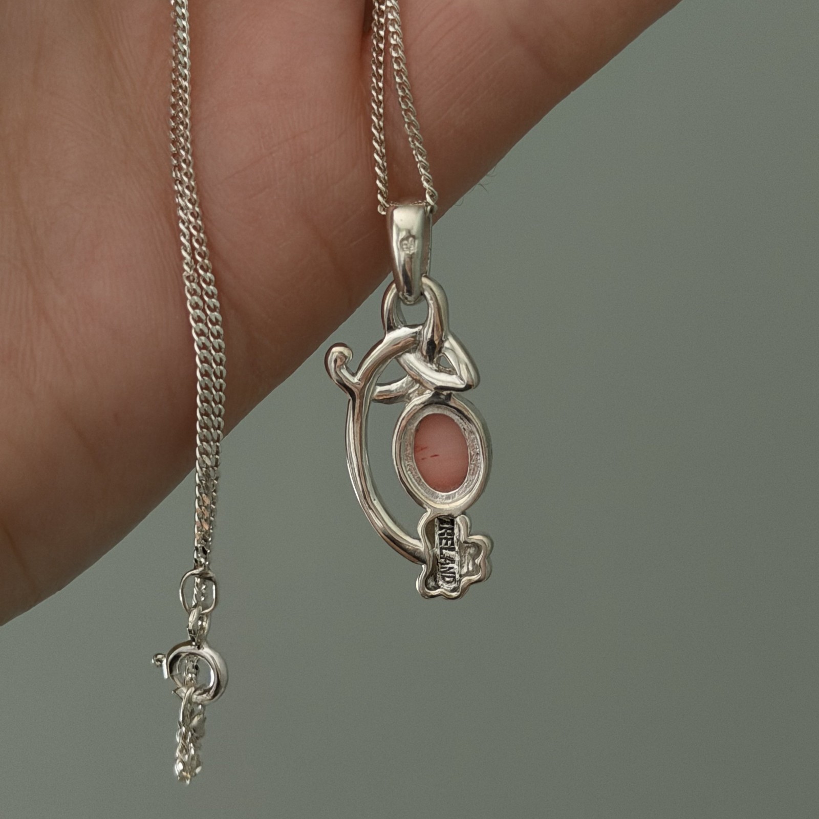 925 Sterling Silver Ireland Signed Pink Opal Shamrock Flower Necklace 18″