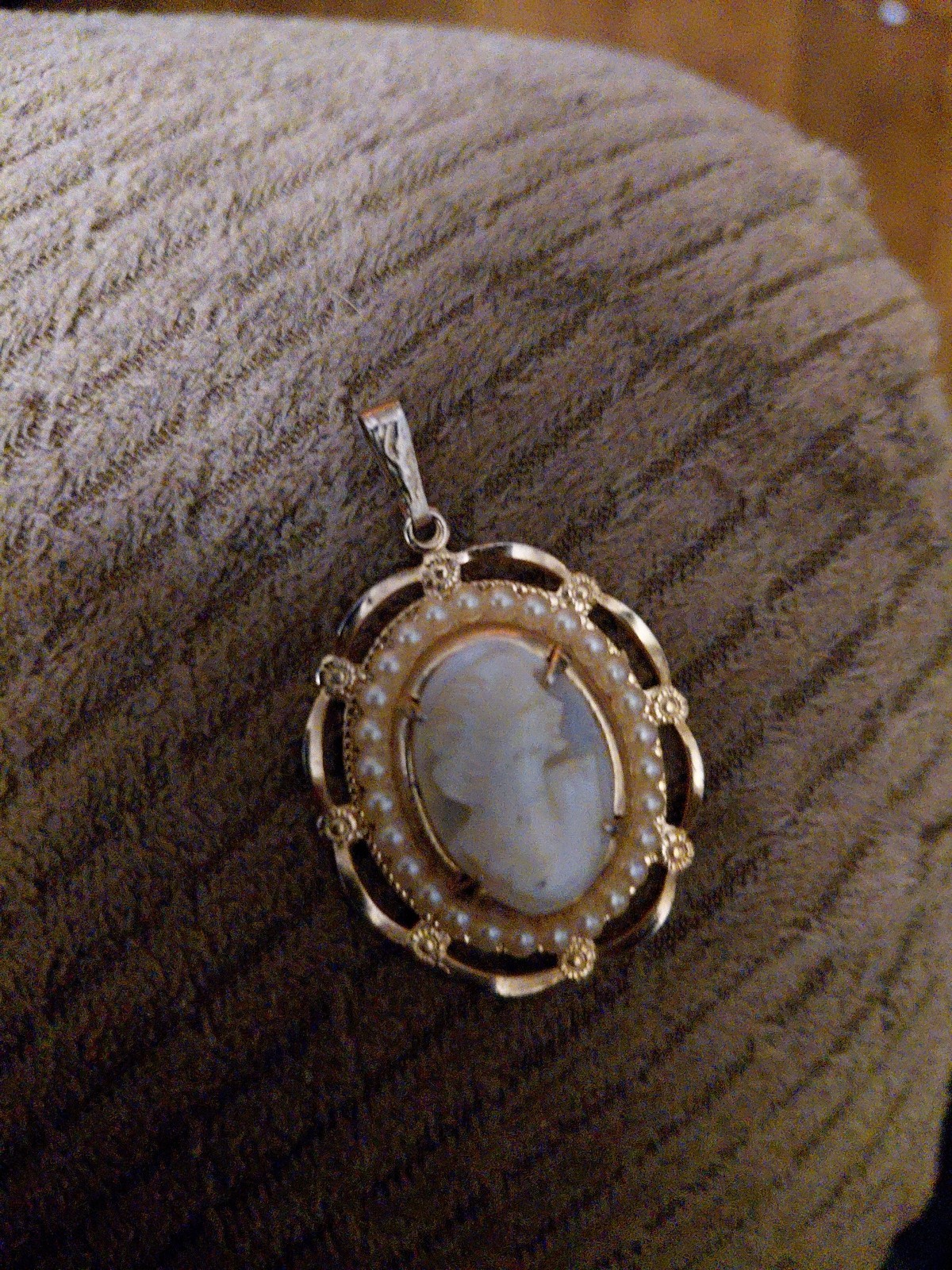 Antique gold cameo with seed pearls necklace Charm