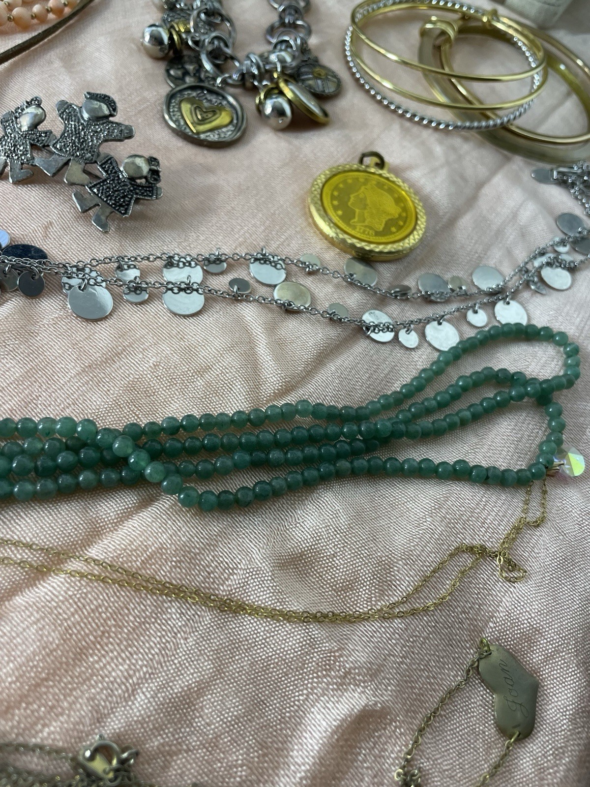 Lot Of Mixed Costume Jewelry See Pictures Details/Wear