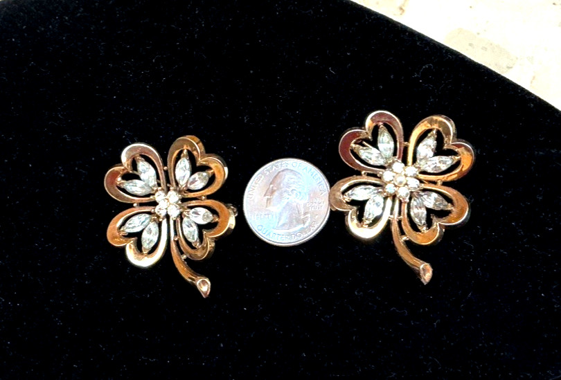 Vintage Crown Trifari Sterling Sillver Clover Brooch Pin Goldtone Set of 2
