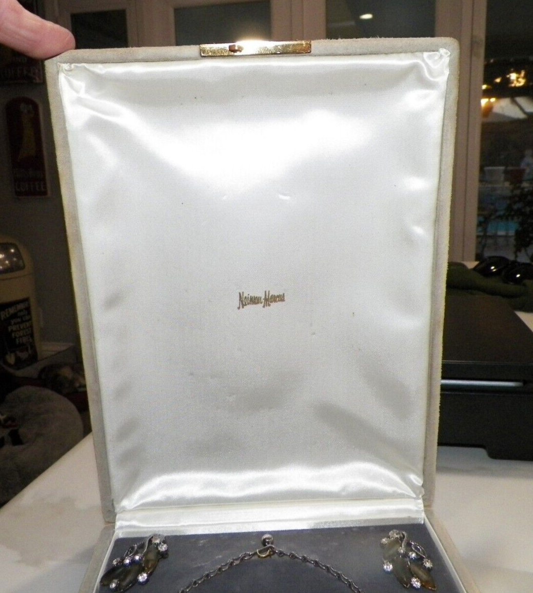VINTAGE FLORENZA THREE PIECE NECKLACE, BRACELET & CLIP ON EARRINGS