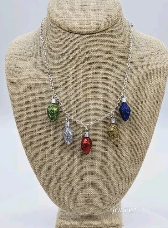 Christmas Necklace String of Light Bulbs Glitter Bulbs Silver tone Vintage 21 in