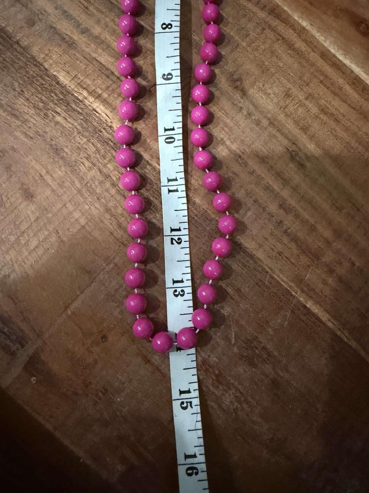 Vintage Jewelry some Hong Kong 20 Necklaces Plastic Bracelets Multistrand J1