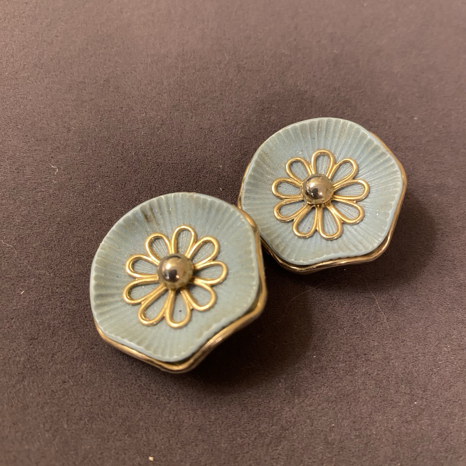 Two Pair Vintage Clip One’s