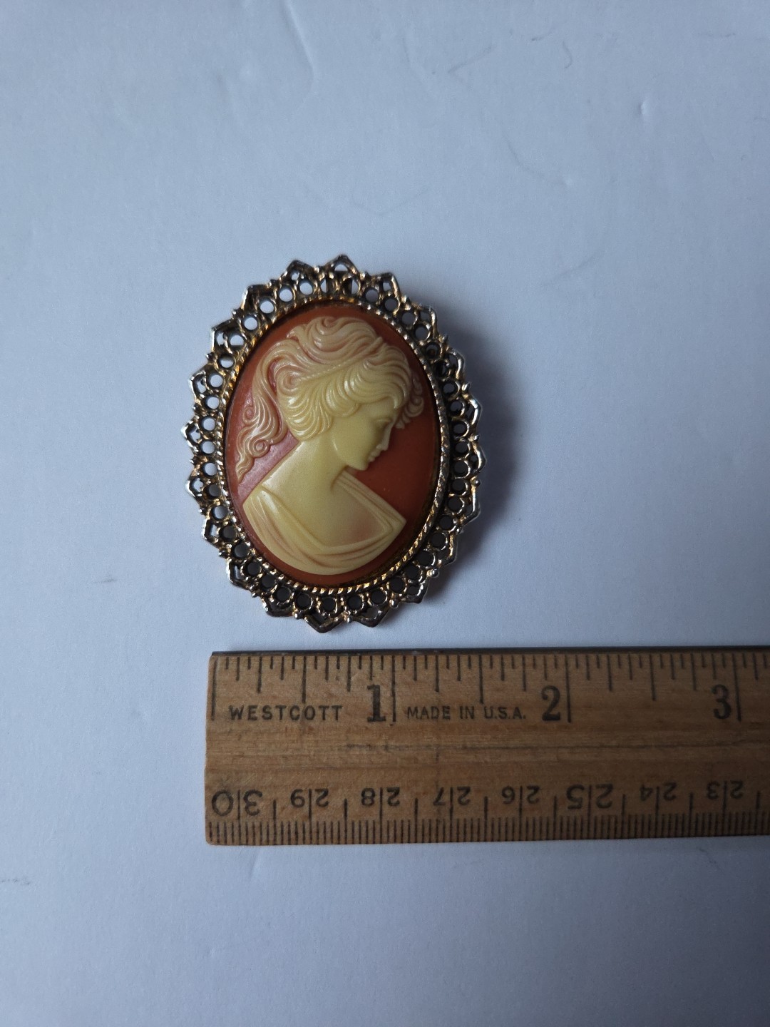 Vintage Victorian Shell Cameo Brooch-GORGEOUS