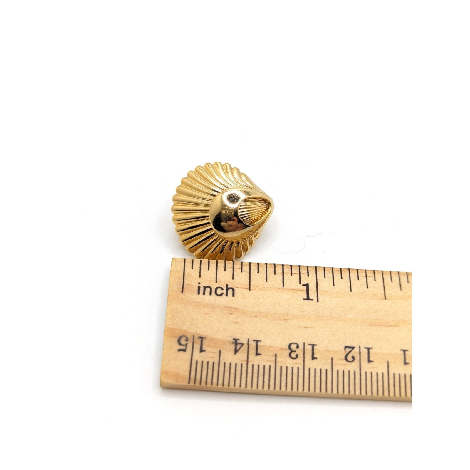 Vintage Gold Tone Art Deco Clamshell Beach Ocean Clip On Earrings Costume Gift