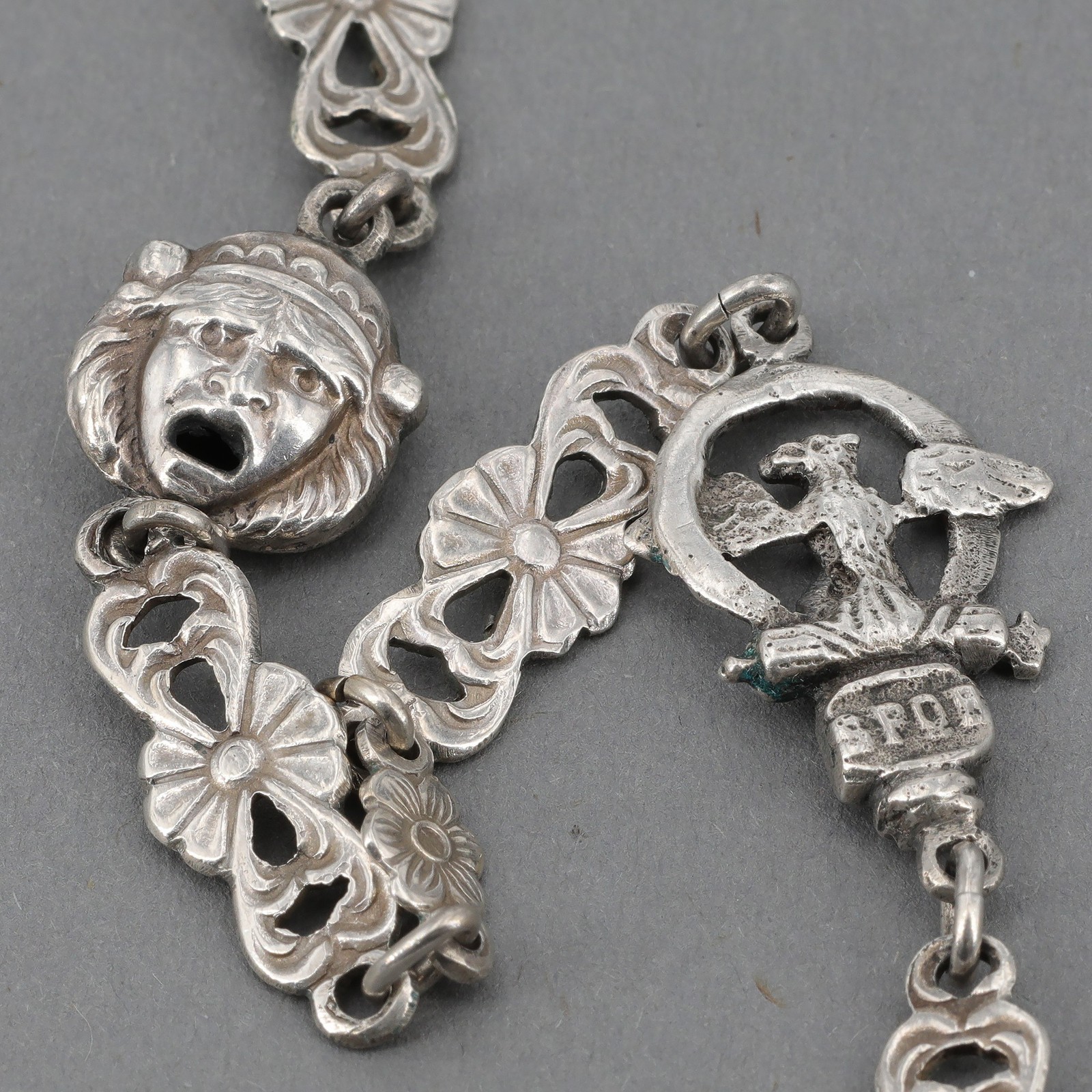 Antique Unsigned Peruzzi 800 Silver Roman Renaissance Revival 38″ Necklace