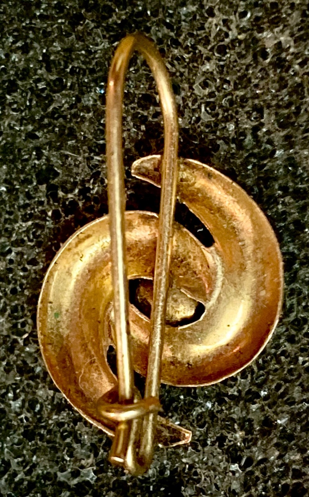 Mid century single antique 14K gold abstract swirl and natural pearl earring