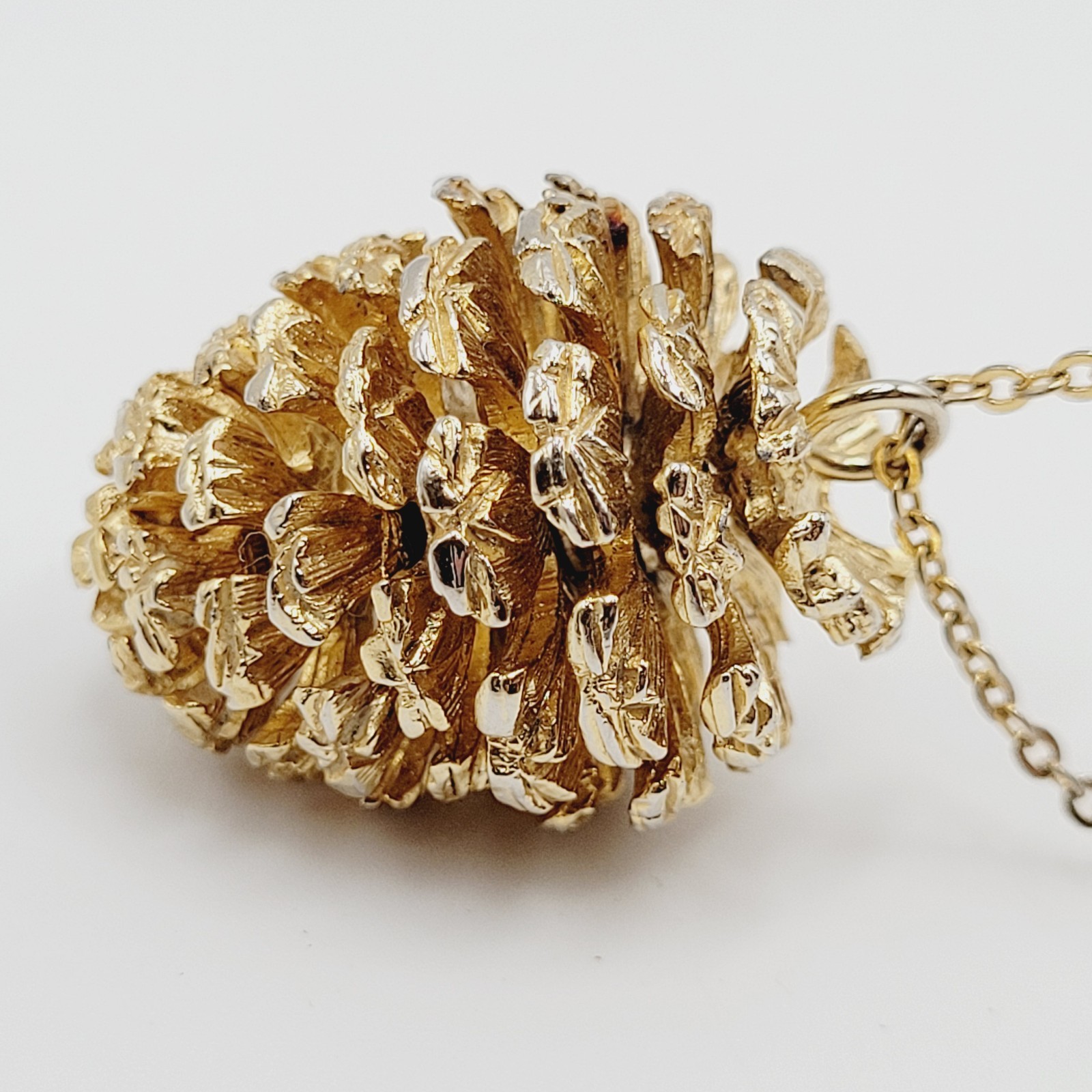 Pinecone Articulated Pendant w Chain Woodland Holiday Nature Gold Tone Necklace
