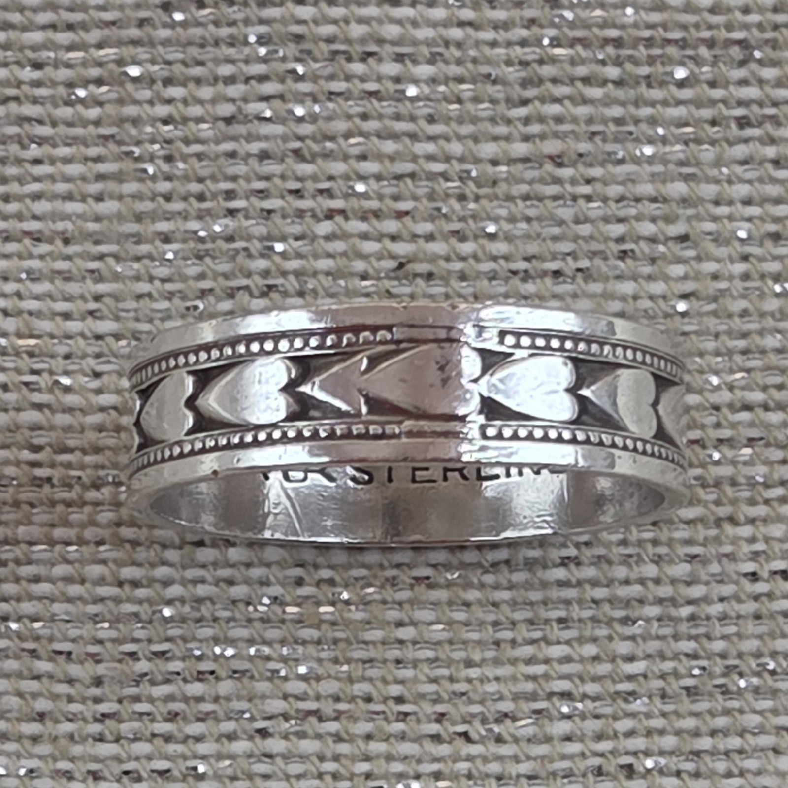 Vintage Artist Mark Sterling Silver 925 Heart Band Ring 7.5 – 7.75