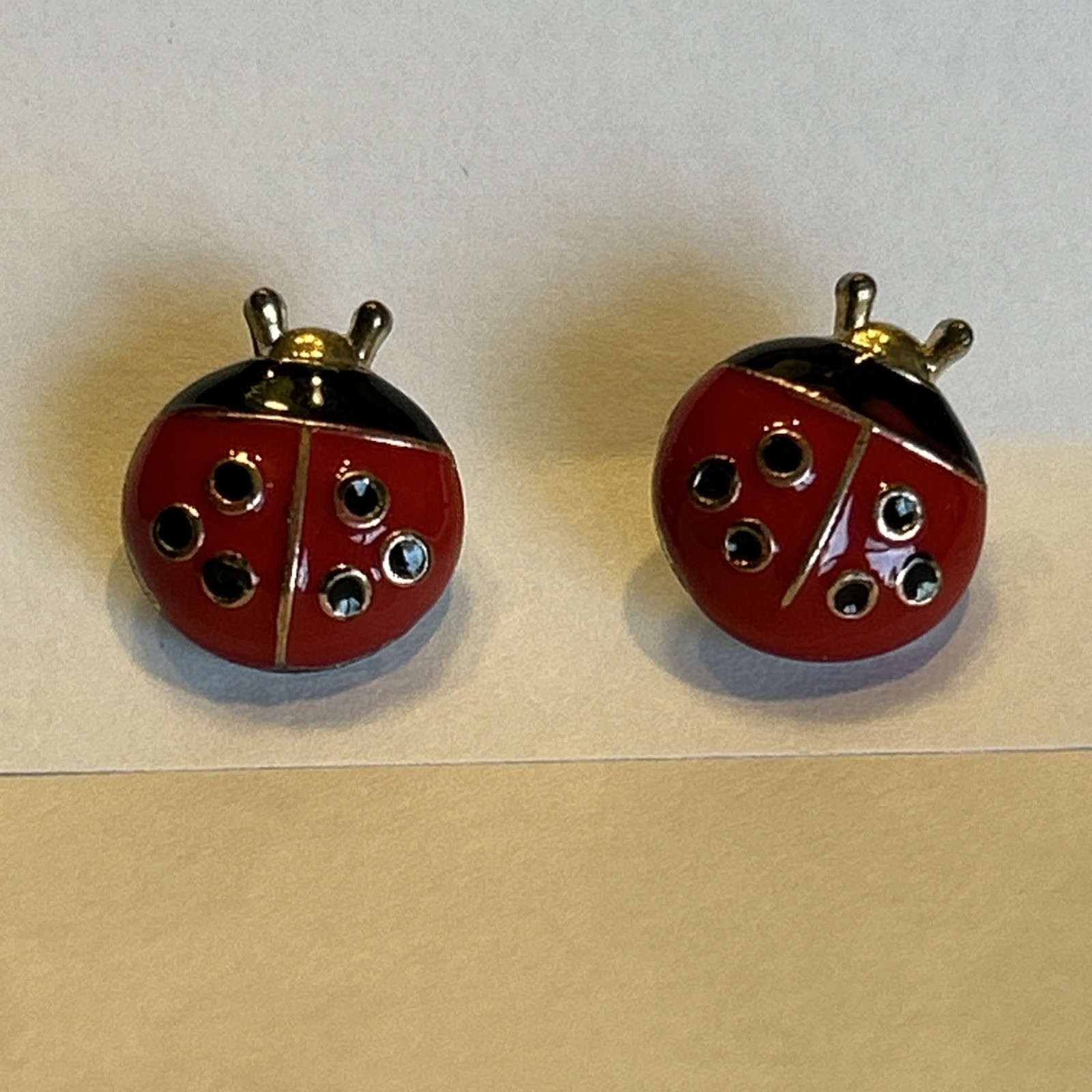 Vtg Lady Bug Enameled 1980’s Beetle Pierced Earrings Studs 1 Inch Unbranded