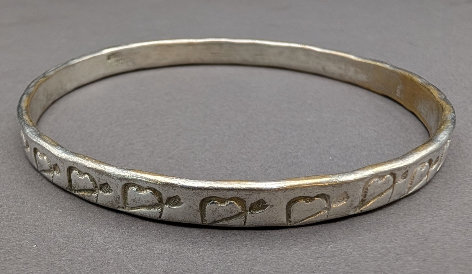 Vintage Taxco Mexico 925 Sterling Silver Heart Bangle Bracelet 19g