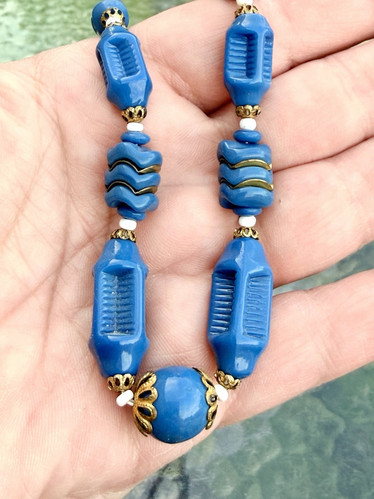 Vtg Art Deco Blue Glass Necklace