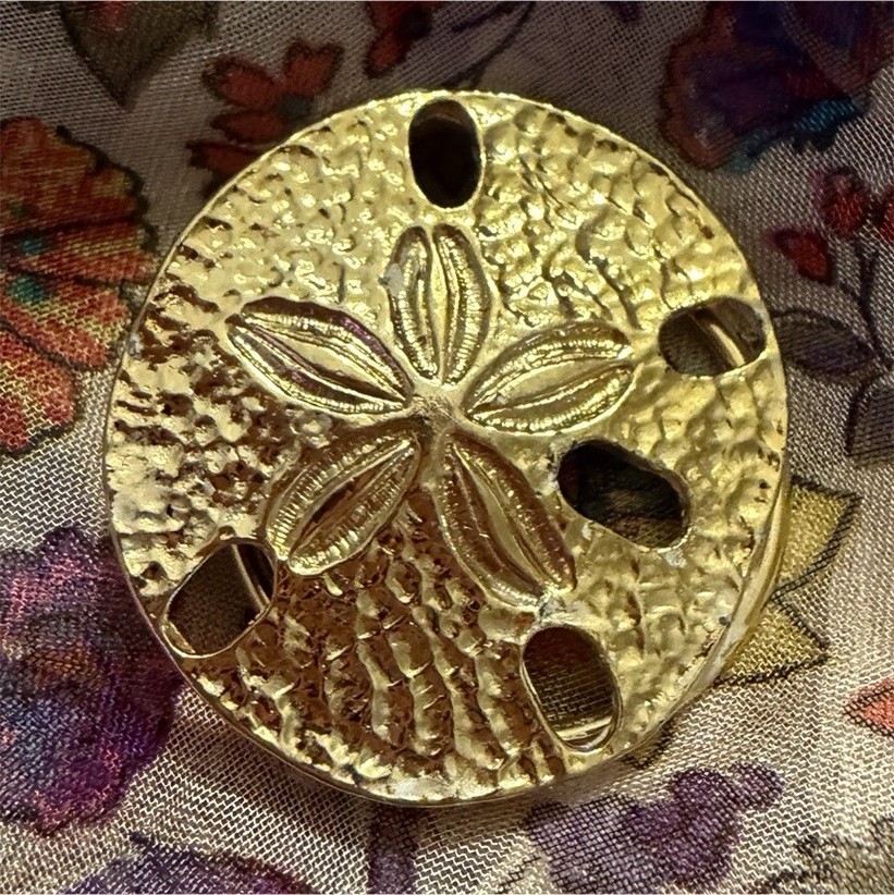 Gold Tone Floral Round Metal Scarf Clip for Women, No Stone