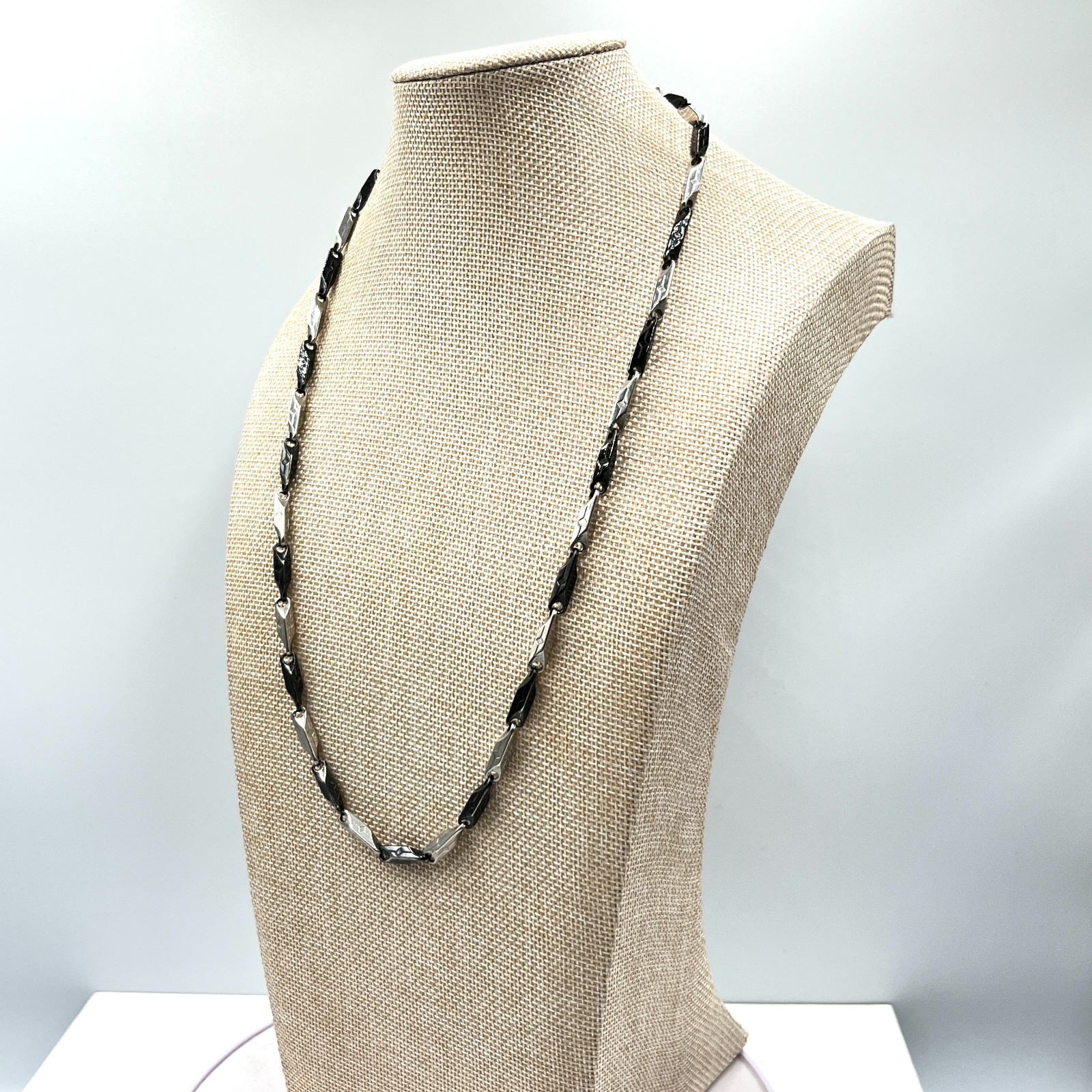 Vintage Retro Two-Tone Silver & Black Bar Link Chain Necklace, Unisex Y2K Style