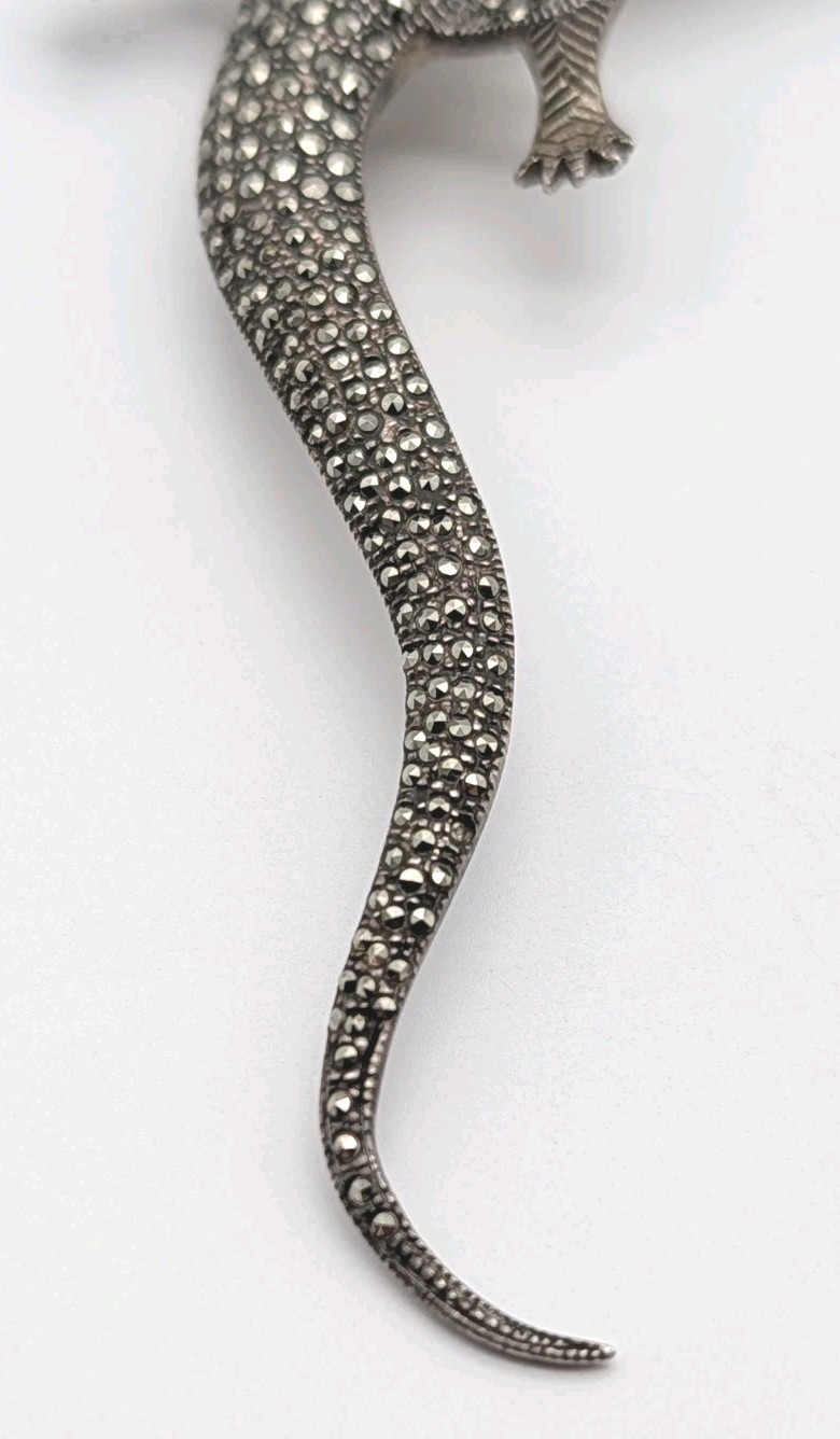 5½” Long Vintage Sterling Silver Marcasite Lizard Gecko Red Eyes Pin Brooch 30g