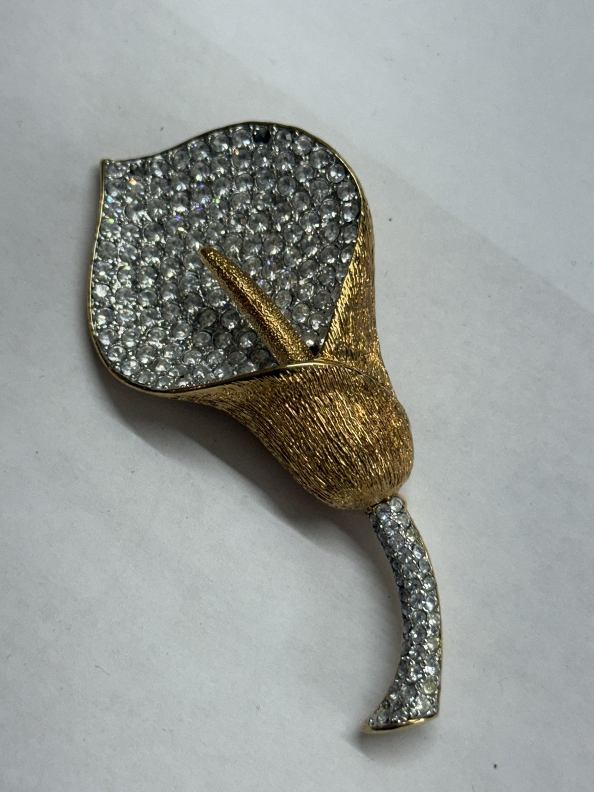 DESIGNER Nolan Miller Gold Tone Crystal Calla Lily Flower LARGE Brooch PIN EC