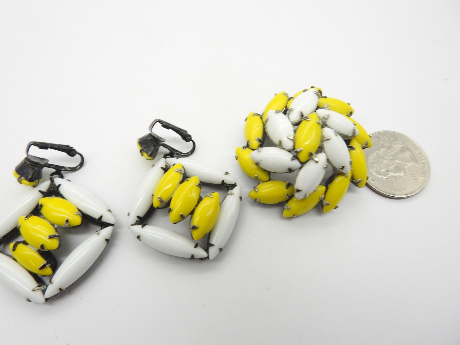 Yellow White Prong Set Marquise Glass Dangle Clip On Earring Brooch Set Vintage
