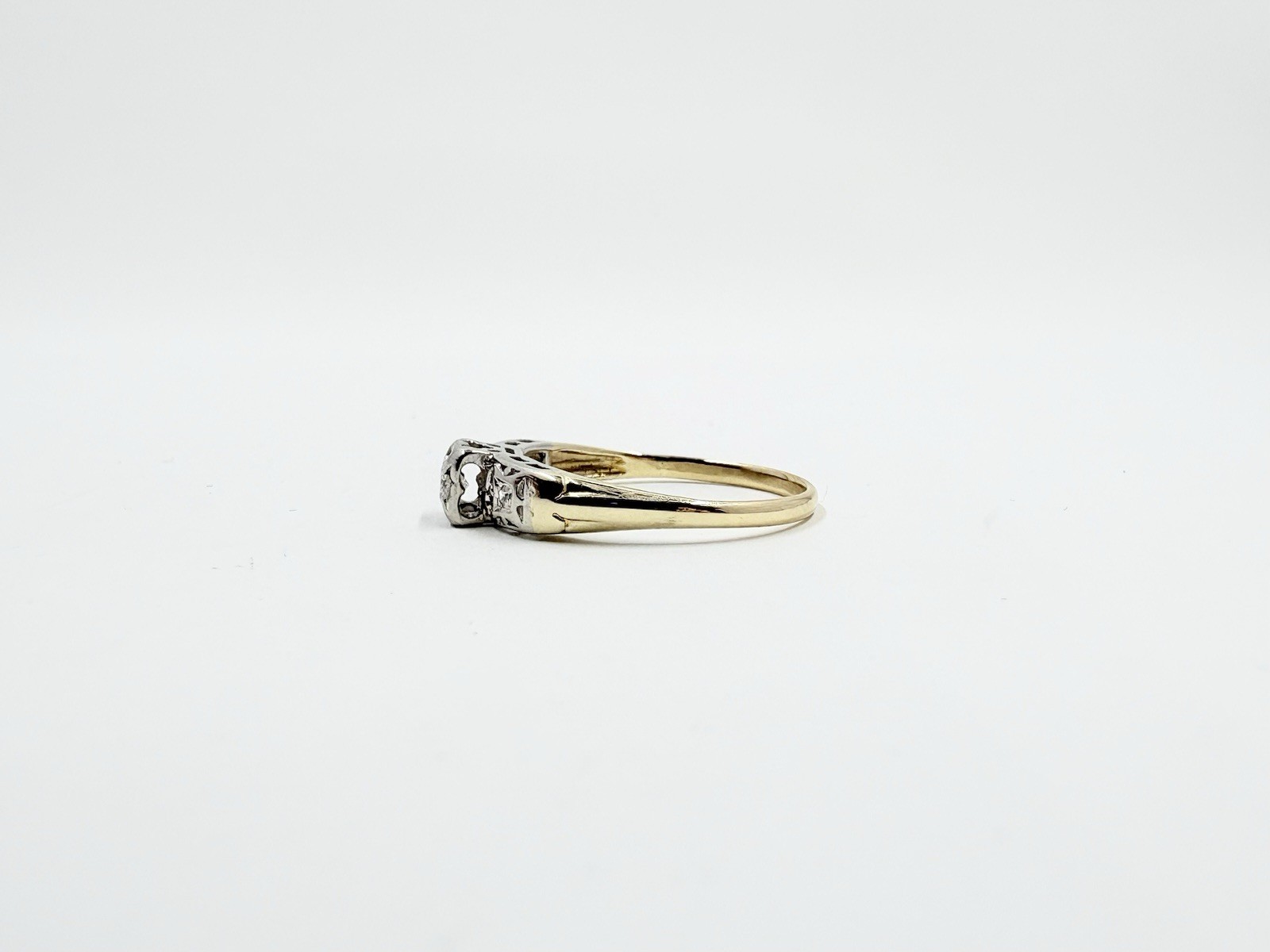 Vintage 10k Two-Tone Gold Natural Diamond 3-Stone Ring Size 7.25