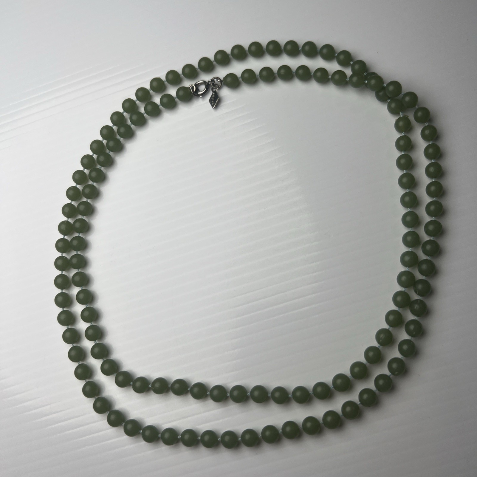 Vintage 70s Sarah Coventry Beaded Jade Green Resin Acrylic Long Necklace 36”