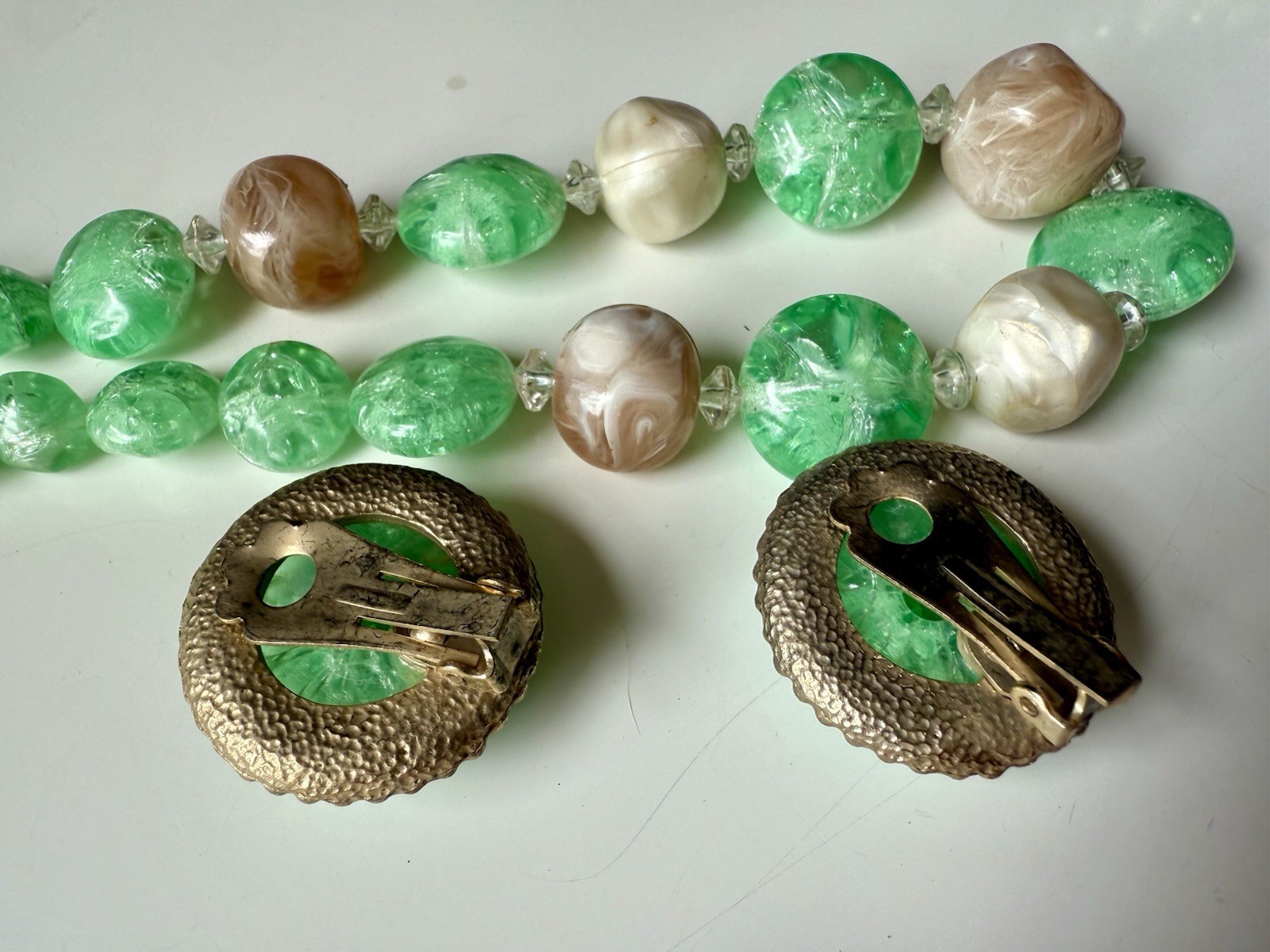 Vintage Necklaces And Earrings Sets Lot Hong Kong & Japan MOP Wood Plastic