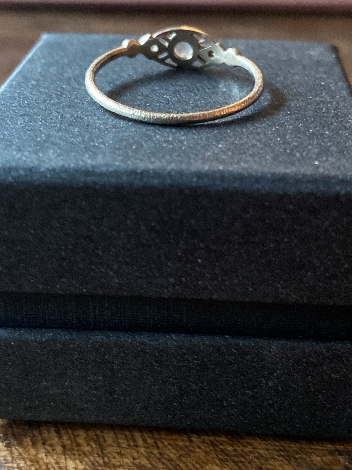 DMD Metal Isadora Ring/with 4mm White Rose Cut Diamond