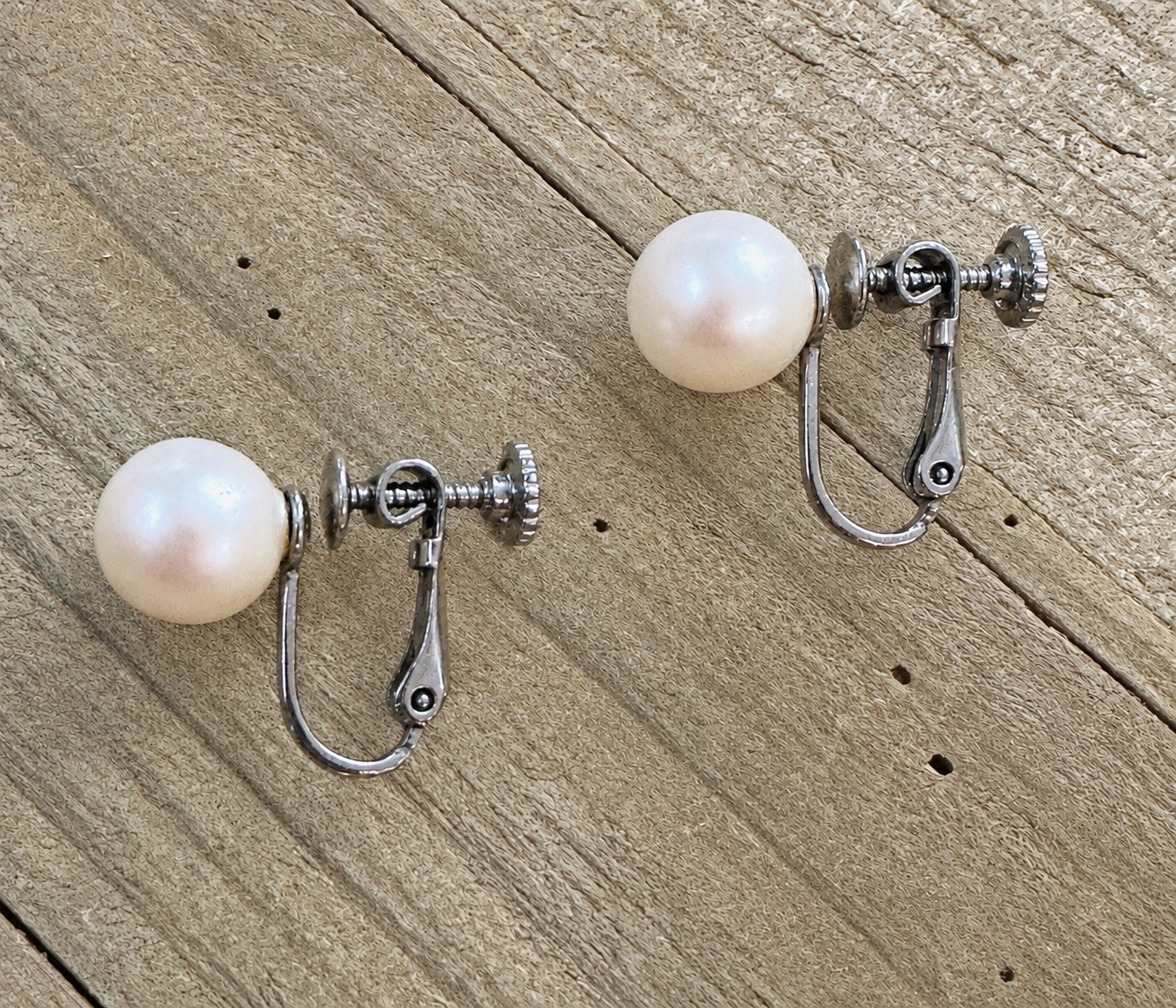 Vintage Marvella Screw Back Earrings Faux Pearl Silver Tone