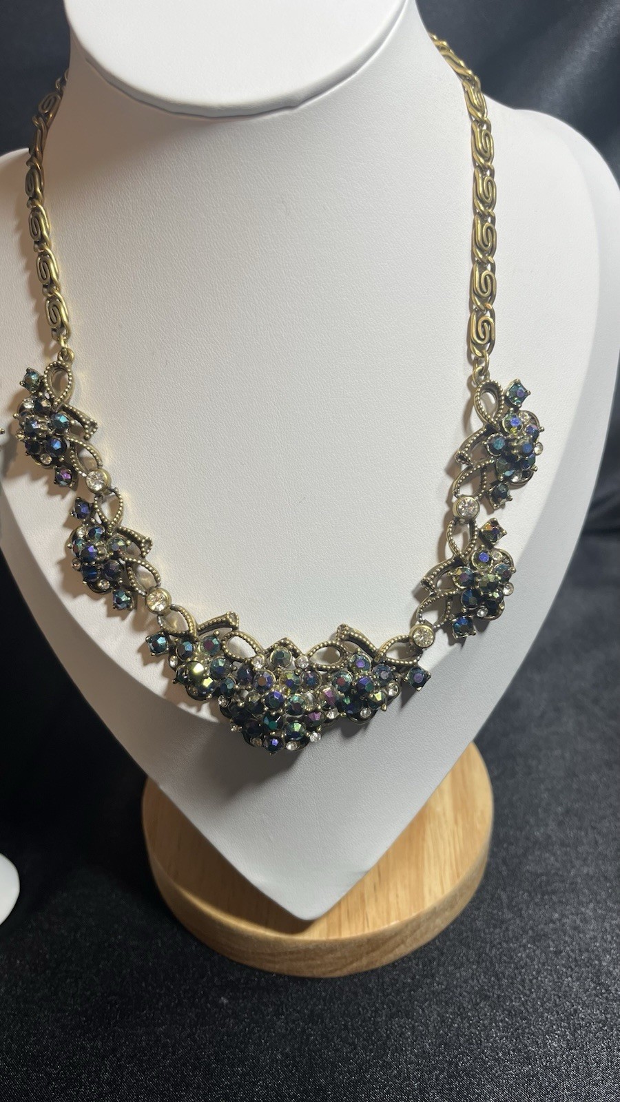 Vintage Florenza Peacock Blue & Vitrail A/B Rhinestones Necklace & Earring Set